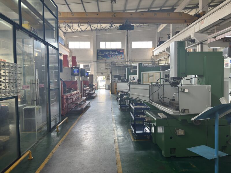 Guangzhou Starlink Mold Co.,Ltd. linha de produção do fabricante