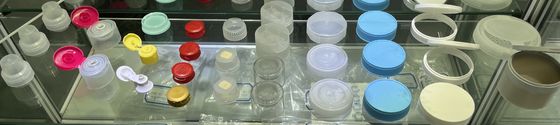 Peças sobressalentes de plástico Multicavity Molding 72 cavidade Jerry Can Cap Mold Hot Runner fabricante de moldes de injecção de plástico na Europa