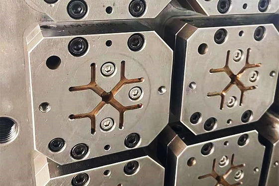 comprar Desenho de moldes 2D de silicone para produção precisa online manufacture